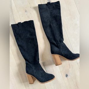 New without tags, size 6, black over the knee boots. Suede